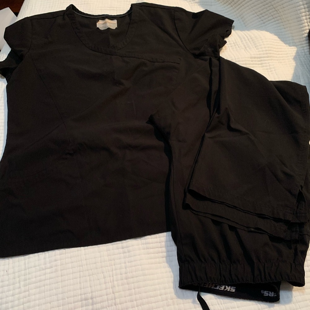 Sketchers Black Scrub Set